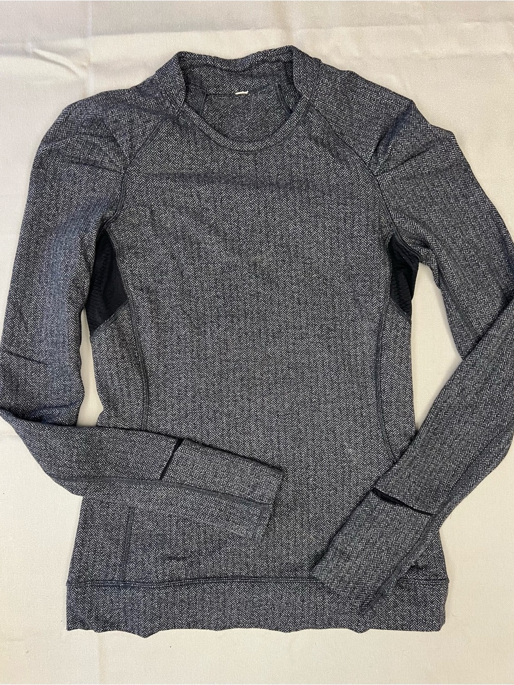 Women’s Lululemon Long-Sleeve Heathered Gray Performance Sweater